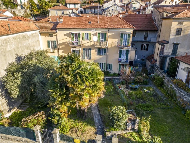 Apartment in Maccagno con Pino e Veddasca