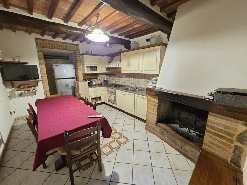 Apartamento histórico em Montalcino