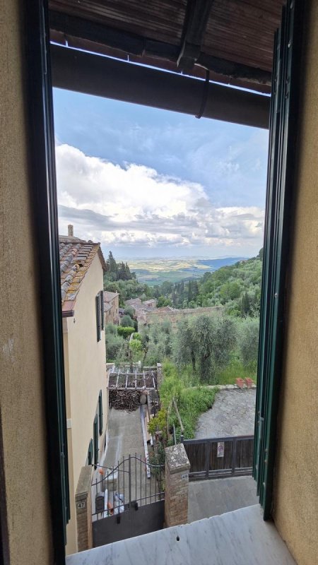 Apartamento histórico em Montalcino