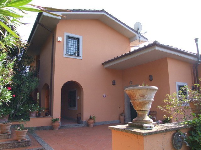 Villa in Calvi dell'Umbria