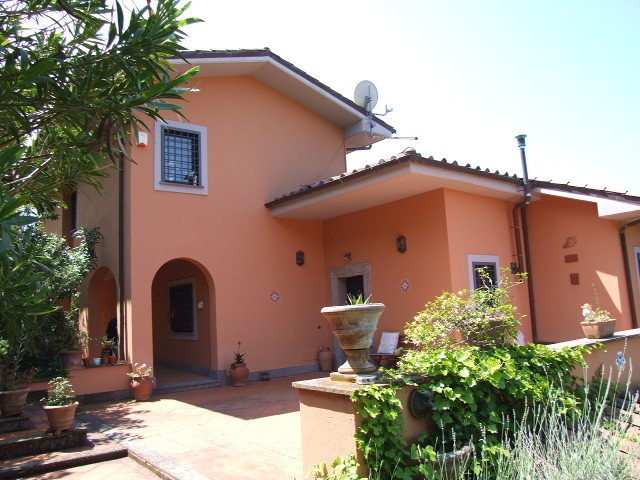 Villa in Calvi dell'Umbria