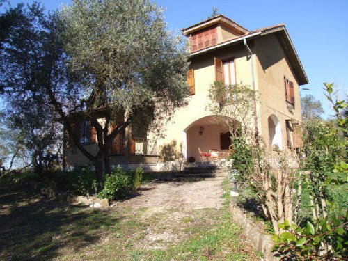 Villa in Attigliano