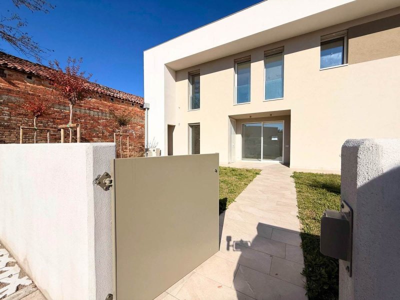 Casa semi-independiente en San Stino di Livenza