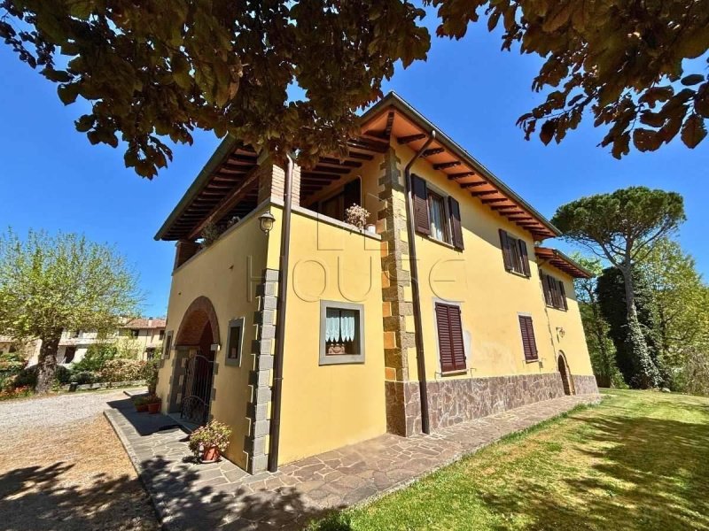Apartamento em Monterchi