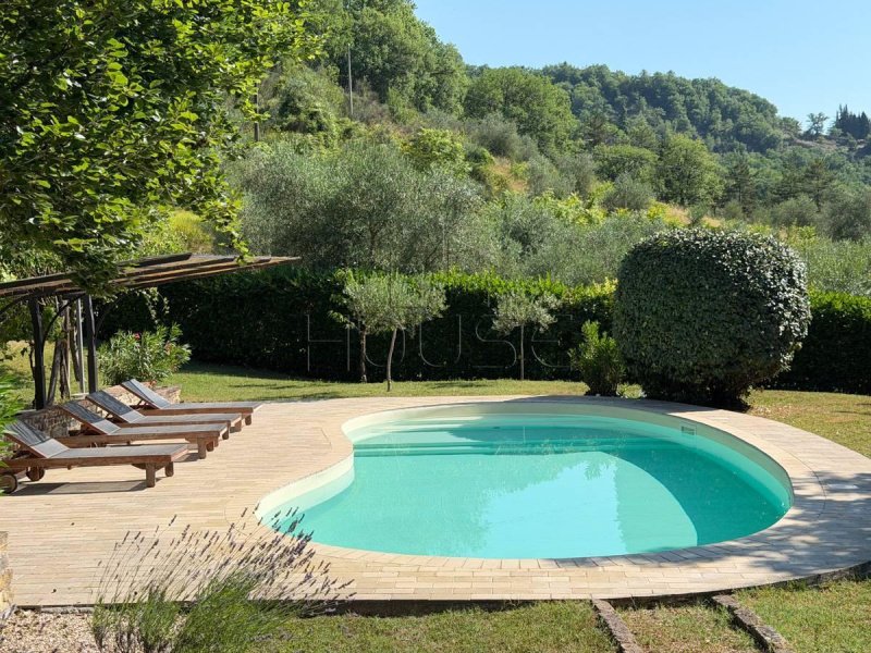 Casolare a Montone