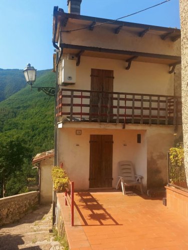 Teto/Chão em Terni