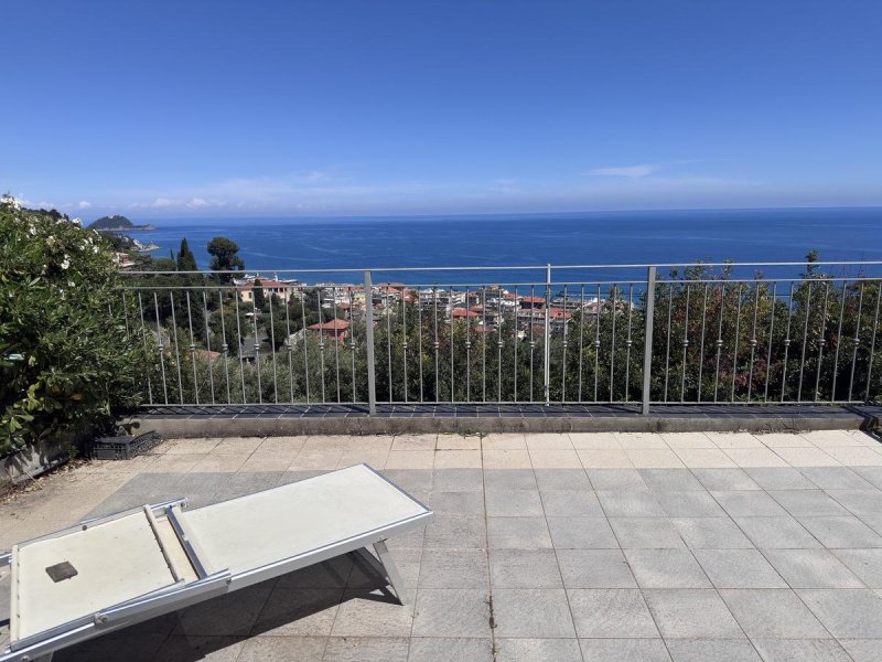 Appartamento a Alassio