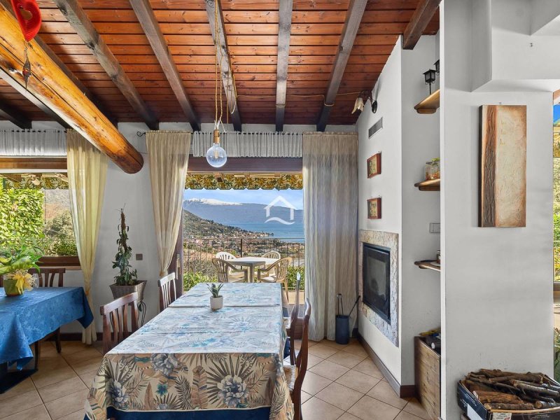 Villa in Salò