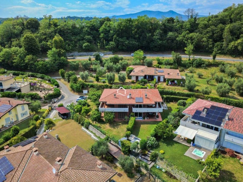 Casa semi indipendente a Puegnago del Garda