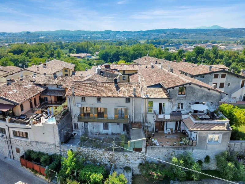 Casa indipendente a Manerba del Garda