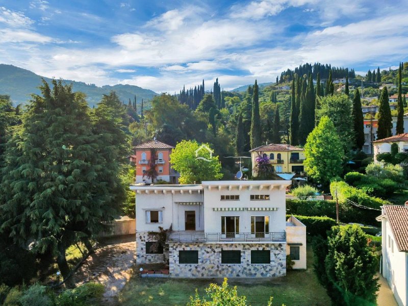 Villa a Gardone Riviera