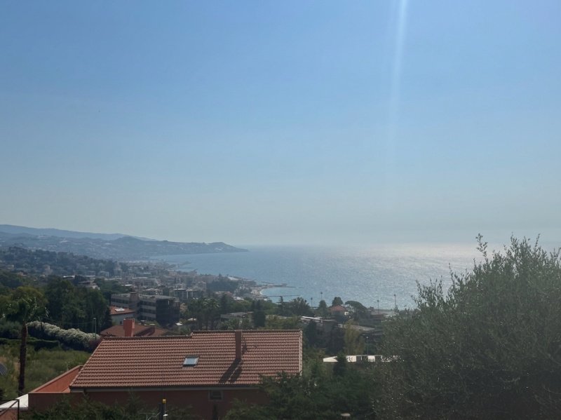 Casa independiente en Sanremo