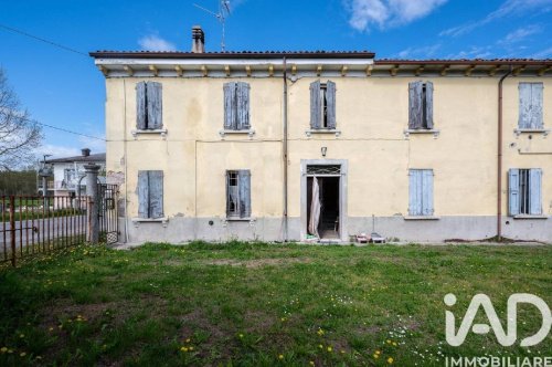 Villa in Gazzuolo