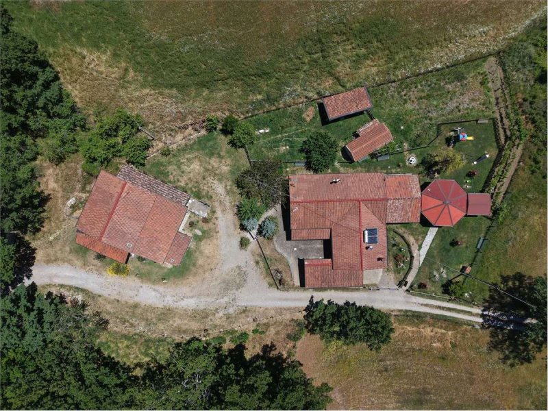 Exploitation agricole à San Costantino Albanese