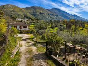 Villa in San Vittore del Lazio