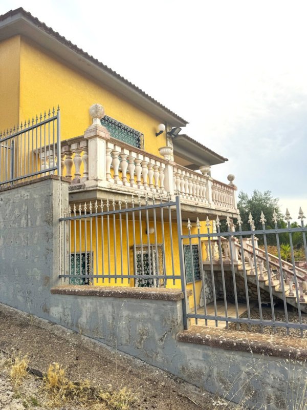 Villa en Caltanissetta