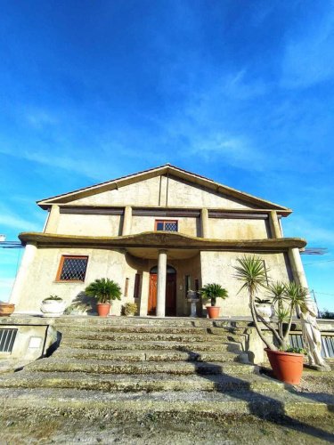 Villa in Ravanusa