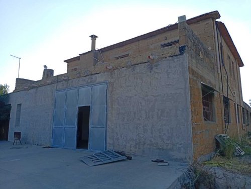 Gewerbeimmobilie in Caltanissetta
