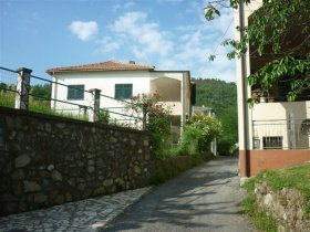 Maison individuelle à Castelvecchio di Rocca Barbena