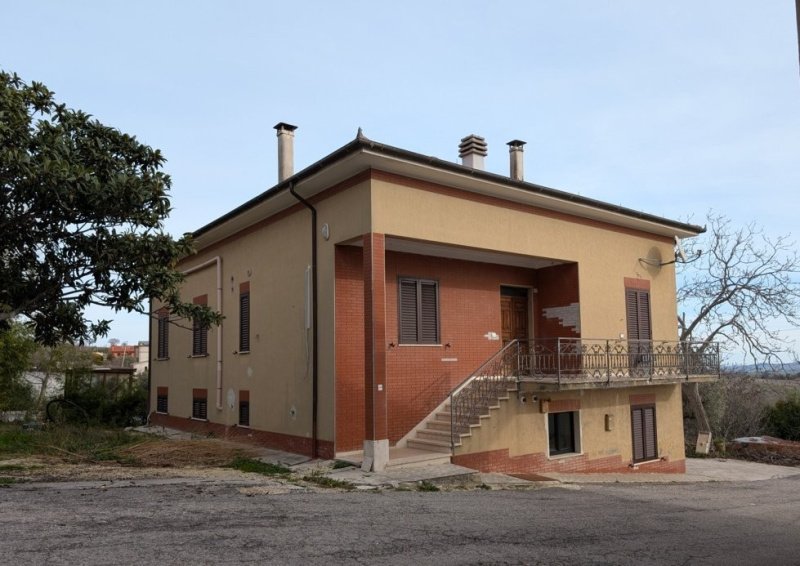 Haus in Cingoli