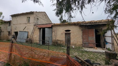 Huis in Loro Piceno