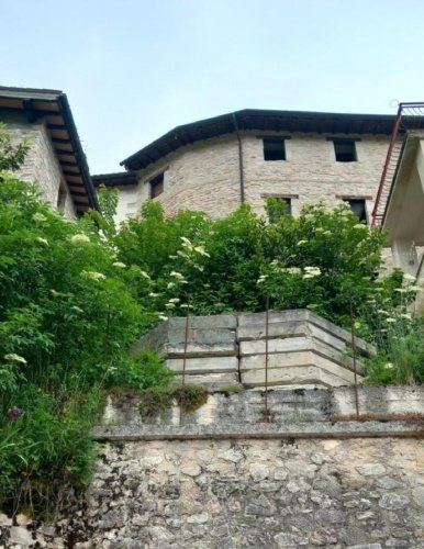 Haus in Preci