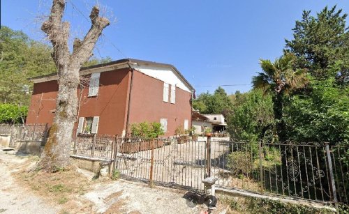 Haus in Camporotondo di Fiastrone