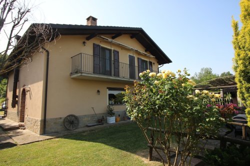 Landhuis in Castellino Tanaro