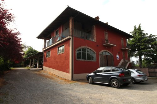 Landhuis in Farigliano