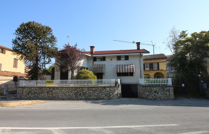Einfamilienhaus in Bastia Mondovì
