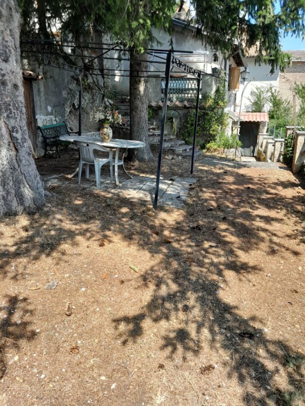 Villa in Rocca di Botte