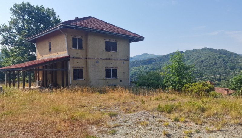 Einfamilienhaus in Rossiglione