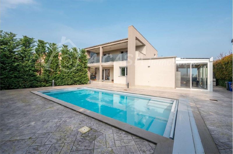 Villa in Noceto