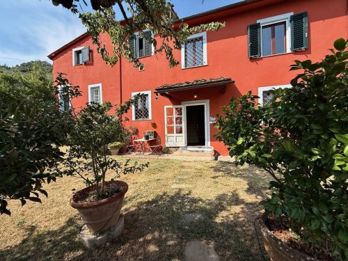 Woonboerderij in Pescia