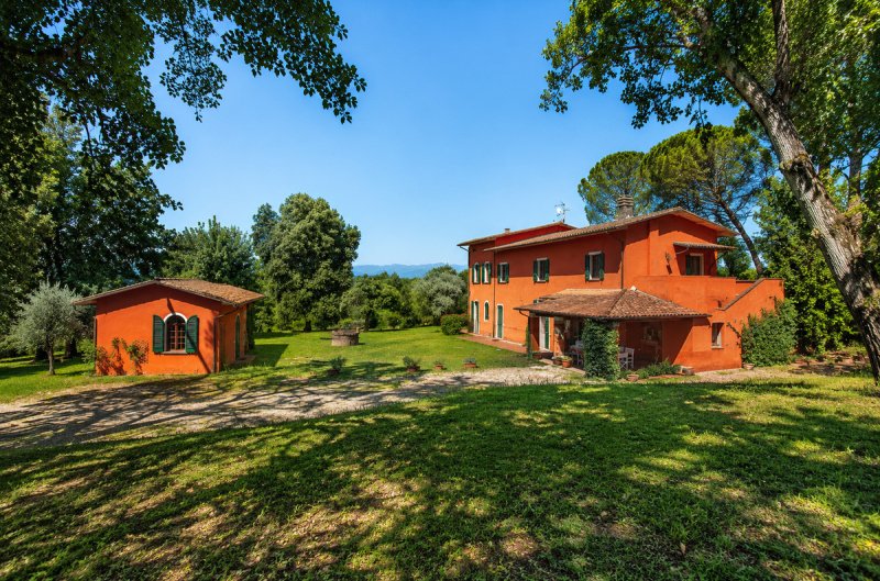 Woonboerderij in Montecarlo