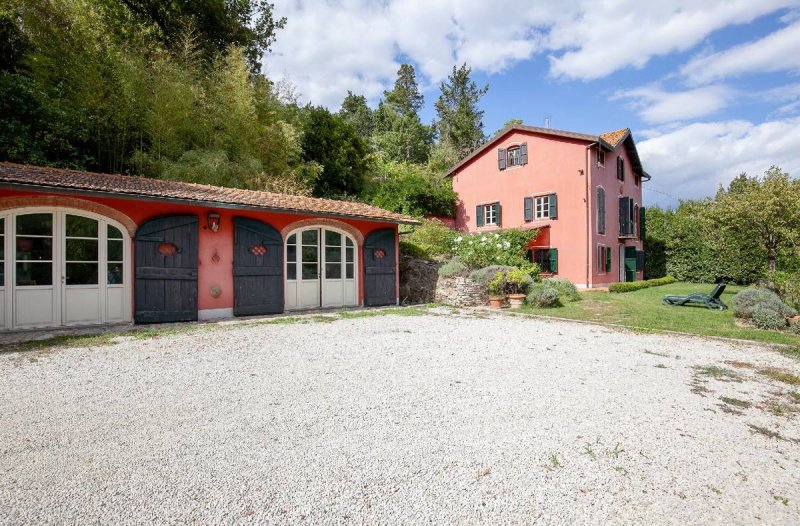 Villa in Lucca