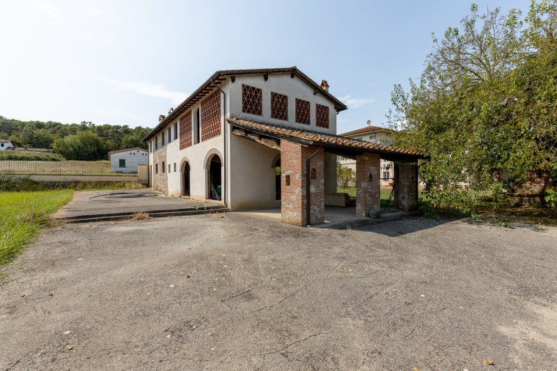 Villa en Porcari
