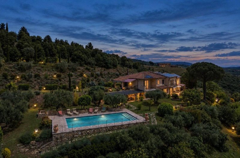 Villa a Passignano sul Trasimeno