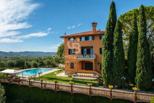 Villa in Corciano
