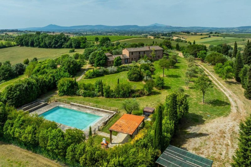 Casa di campagna a Cortona