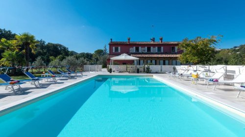 Villa i Fossombrone