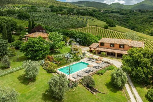 Casa di campagna a Montecchio