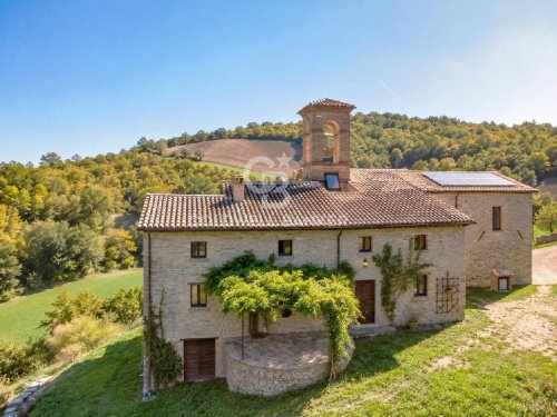 Landhaus in Belforte all'Isauro