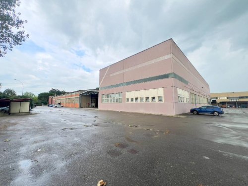 Inmueble comercial en Abbiategrasso