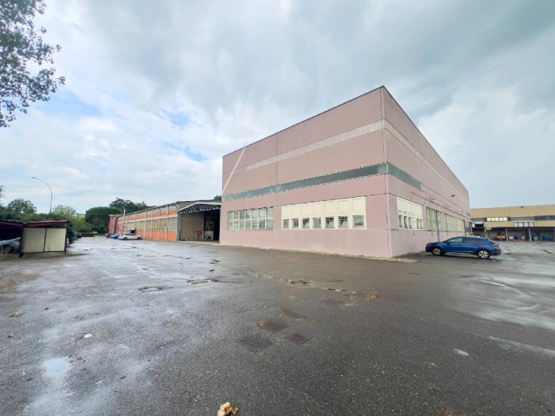 Inmueble comercial en Abbiategrasso