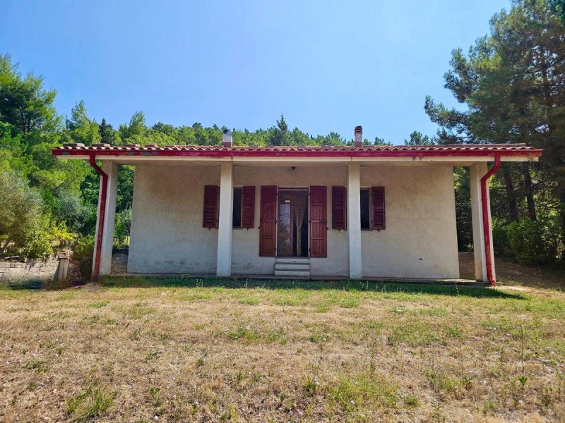 Villa i Fabriano