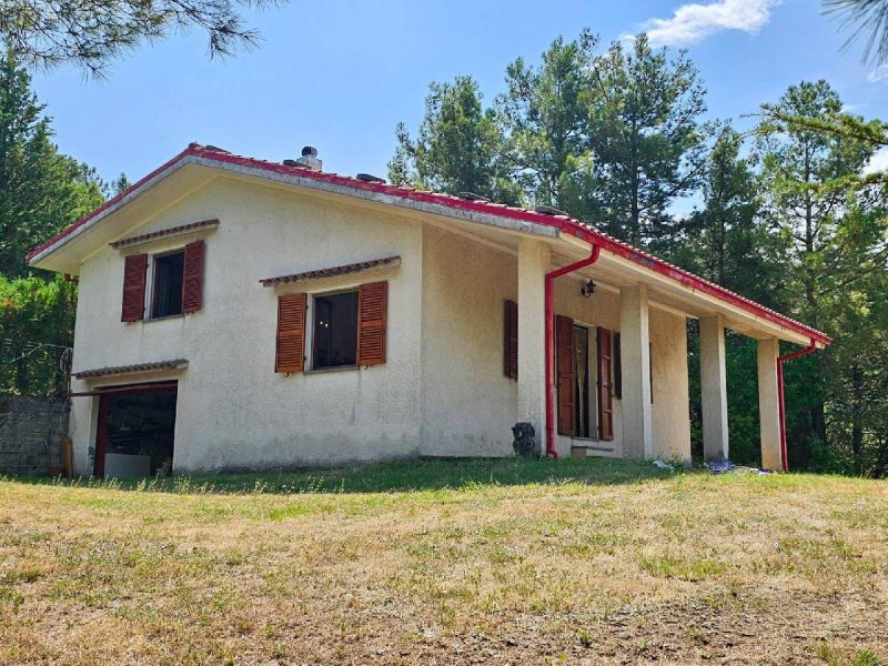 Villa i Fabriano