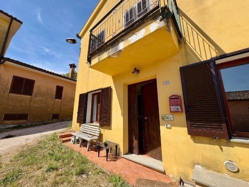 Casa di campagna a Fabriano