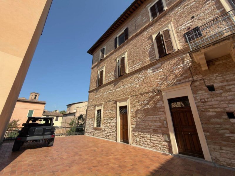 Wohnung in Fabriano