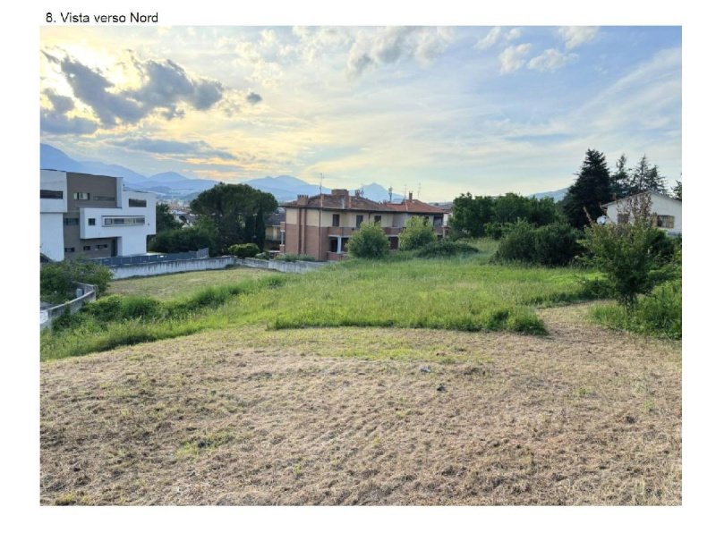 Terreno edificable en Fabriano